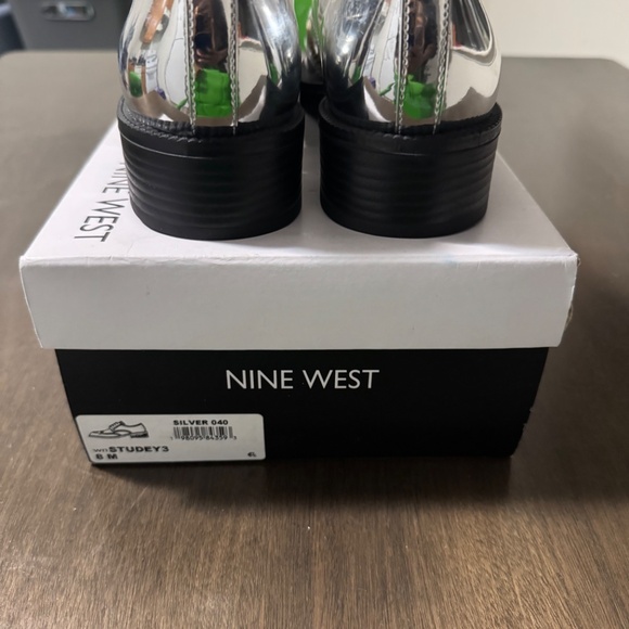 Nine West Silver Metallic Loafers - Picture 4 of 8